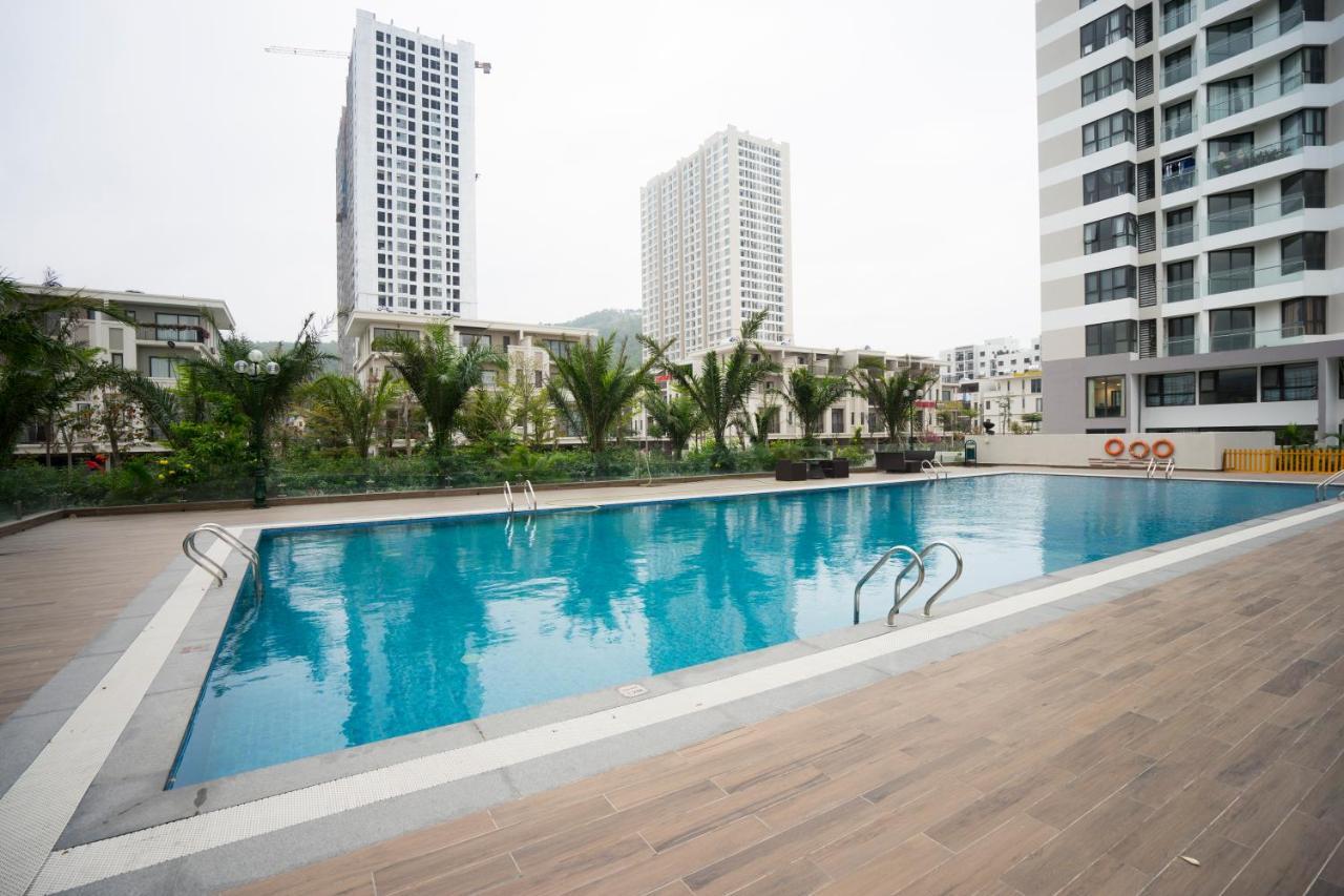 הלונג Sonny Homestay 2 -Can Lien Ke 5Pn -Khu Greenbayvillage - Duong Hoang Quoc Viet -Trung Tam Kdl Bai Chay מראה חיצוני תמונה